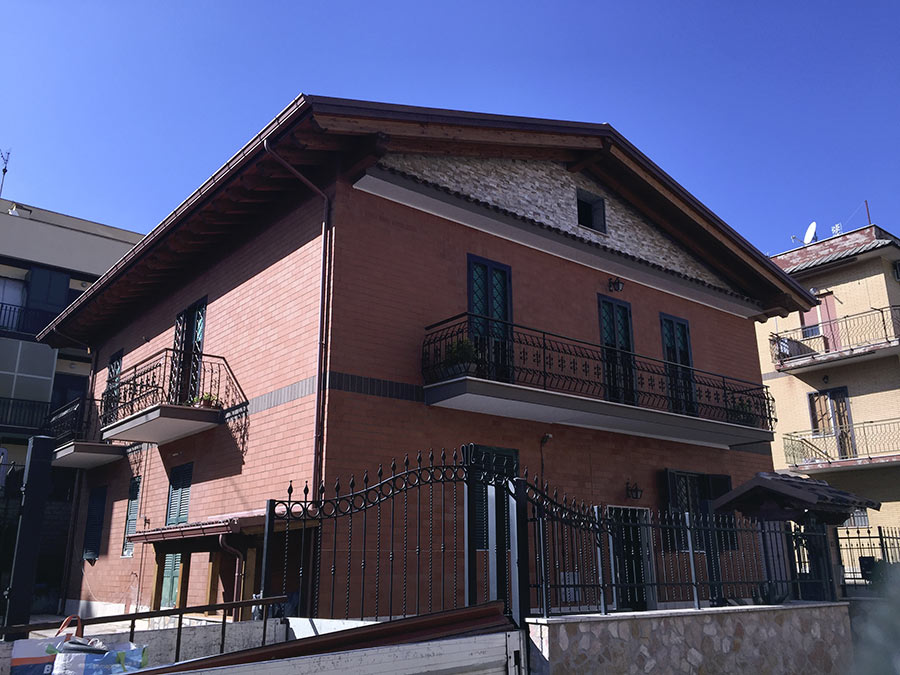 Realizzazione Copertura a Tetto in legno
