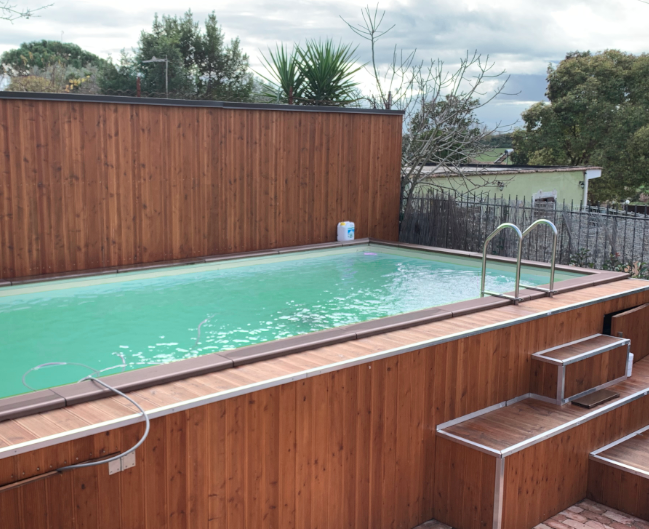 Realizzazione piscina fuori terra con struttura prefabbricata autoportante